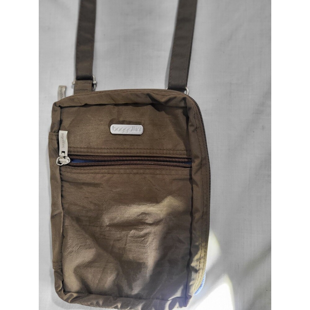 Baggallini Purse Tan Crossbody Belt Bag Phone Pocket Organizer 8 in x 6 in